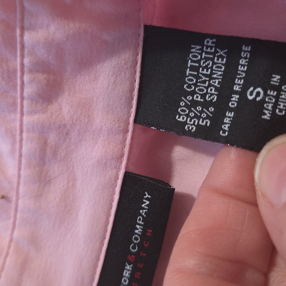 NEW YORK & COMPANY BLOUSE - Picture 2 of 3